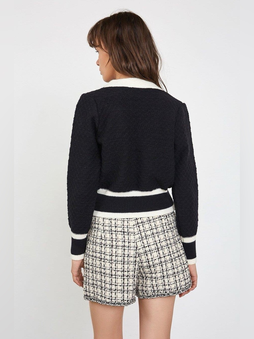 J.ING Black White Contrast Trim Boucle Knit Pearl Button Cardigan Sweater - Picture 5 of 10